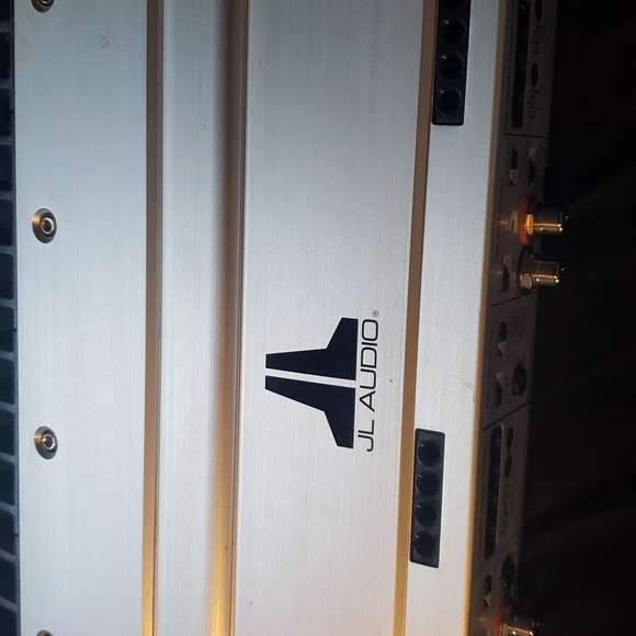 JL Audio 500/5 five channel system amplifier. - Picture 5 of 7